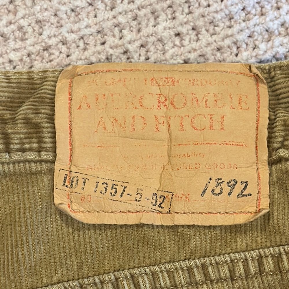 Abercrombie & Fitch. Corduroy Men’s Pants in light Brown/tan Button fly boot cut - Picture 11 of 13